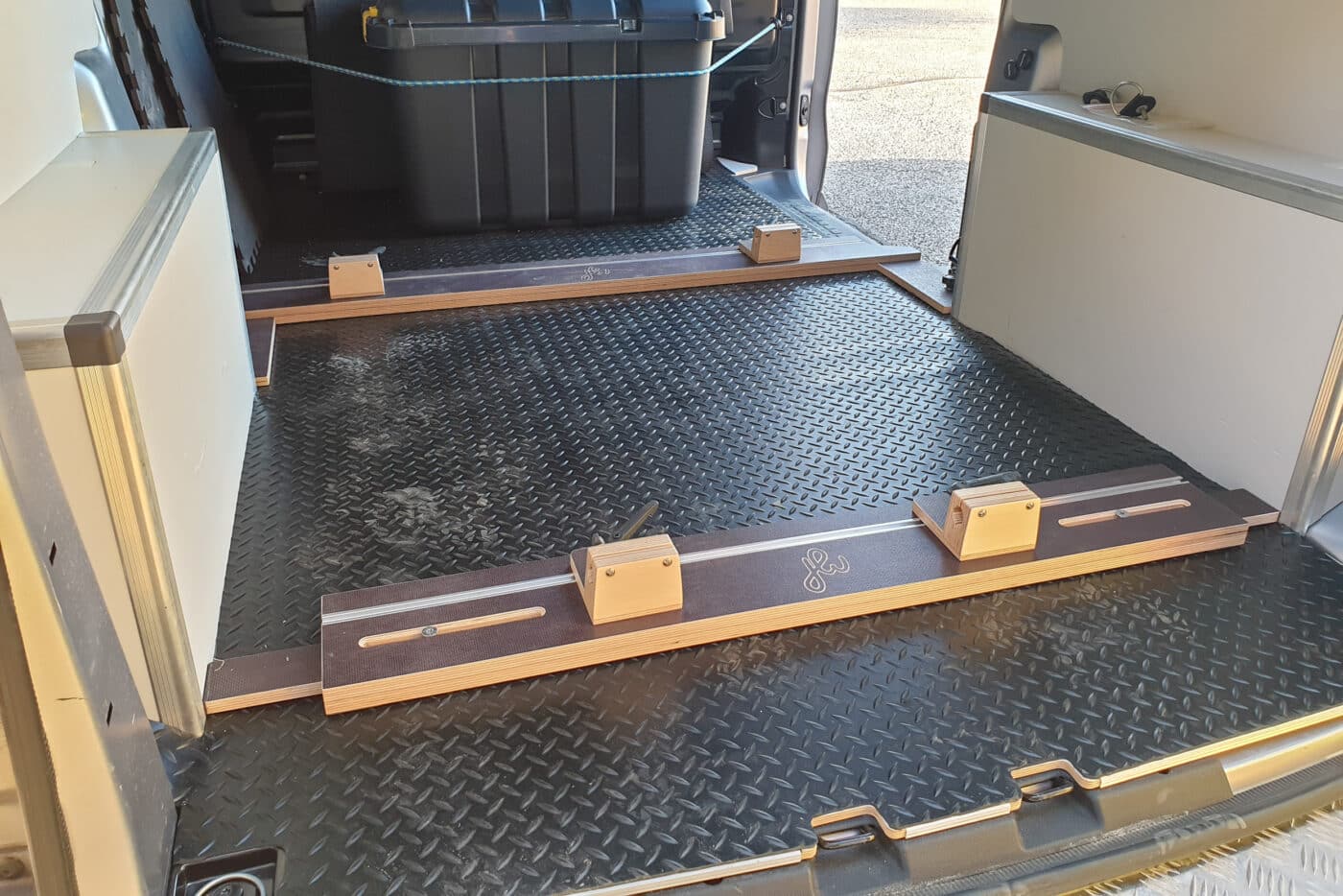 Rangement vélos intérieur véhicule de la gamme éco Tidy